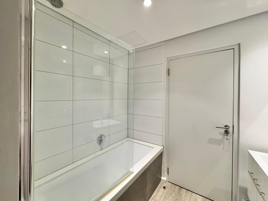 2 Bedroom Property for Sale in Woodstock Western Cape